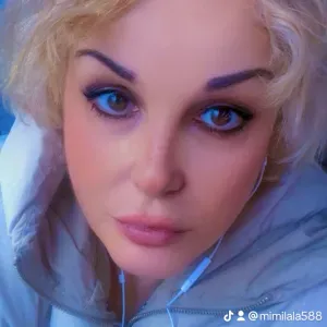 Nadia , auxiliaire De Vie expérimentée