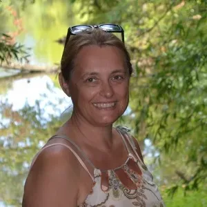 Service à la personne - Relation d'aide -Assistante de vie