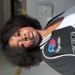 Babysitter com experiência em Santarém