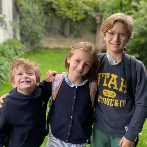 Recherche nounou / jeune fille les mercredis matins