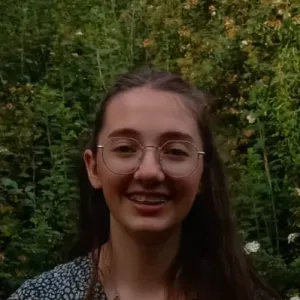 Baby sitter qui cherche garde d'enfant a Annonay 