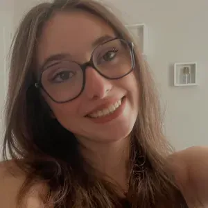 Baby-sitter disponible sur Angoulême !