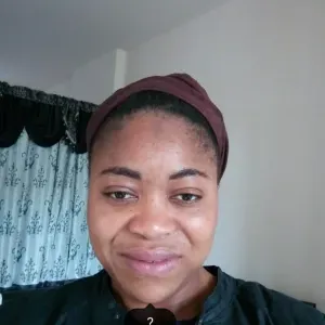 Je suis disponible pour m'occuper de vos loulous ou vos  par