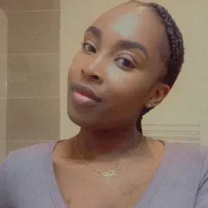 Je recherche une baby sitter