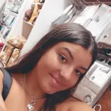 babysitter sem experiência em Almada
