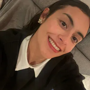 Baby sitter à Paris disponible 