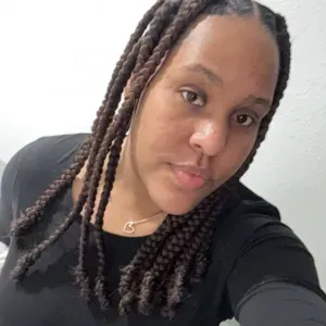 Professeur des écoles disponible en baby-sitting