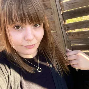 Aide a domicile souriante et agréable a Sollies pont 