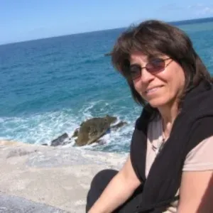 Service à la personne /garde de nuit/dame de compagnie