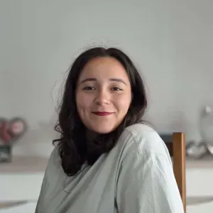 Aide soignante diplômée depuis 6 ans 