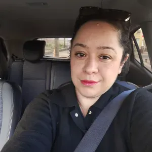 Étudiante infirmière expérimenté disponible immédiatement 