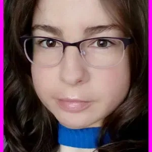 Cuidadora y canguro por horas 