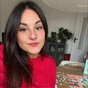 Je cherche une baby sitter pour le matin 