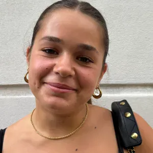 Baby sitter expérimentée à Paris !!
