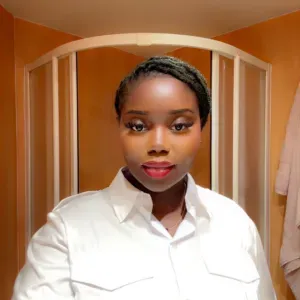 	Baby-sitting, dog-sitting & services à domicile