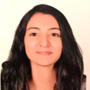 Baby-sitter expérimentée à Tours