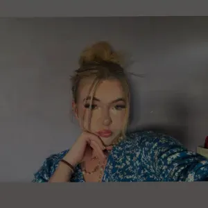 Babby sitter, Pet sitter et aides au devoirs. 