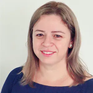 Empregada de limpeza responsável com experiência. 