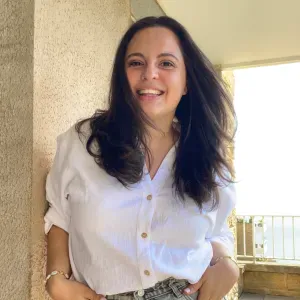 Baby-sitting expérimentée à Paris :)