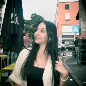 Baby-sitter gentille et souriante à Bruxelles!