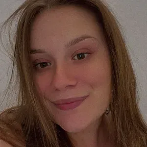 Offre d'emploi pour une baby-sitter à Saint-Hilaire-de-C...