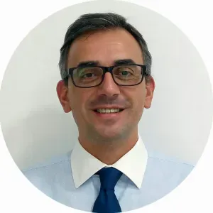 Oferta de emprego para uma empregada de limpeza