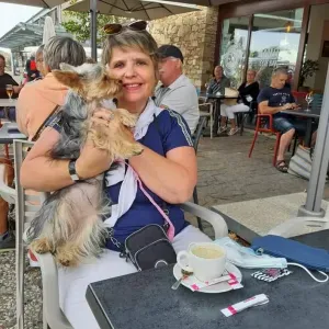 Offre d'emploi pour un(e) femme de ménage àÉpernon