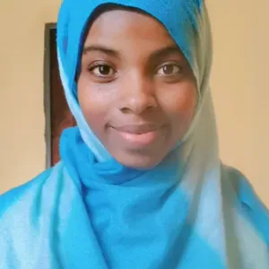 Nounou expérimenté pour garder, prendre soin de vos enfants