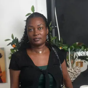 Baby-sitter expérimenté à CAYENNE 