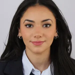 Leïla, baby-sitter sérieuse et bienveillante