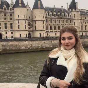 Femme de ménage à Paris, Employée de ménage à Paris