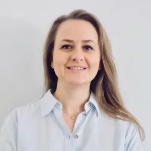Offre d'emploi pour une baby-sitter à Versailles