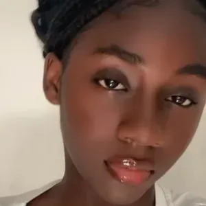 Disponível para pet sitting especialmente em Odivelas