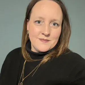 Baby-sitter avec expérience côte d'Opale