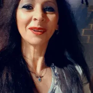 Aspetta alle pulizie ho accudire anziani 