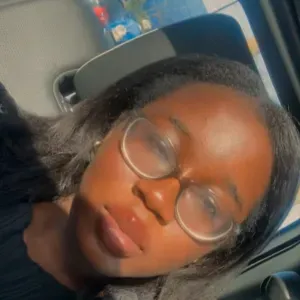 A teenager looking for a fun part time babysitting job.