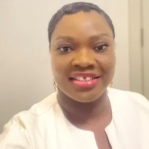 Committed tutor in English and French looking for a job