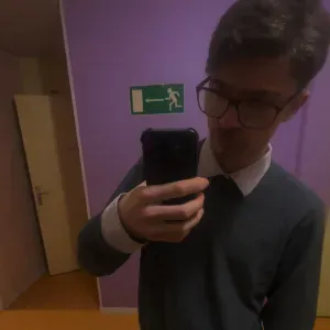Recherche d'un job a coter de mon alternance