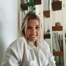 La baby-sitter confirmée qu'il vous faut !