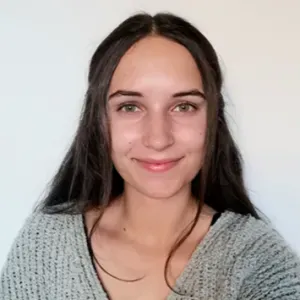Babysitter com experiência, estudante de medicina, Lisboa