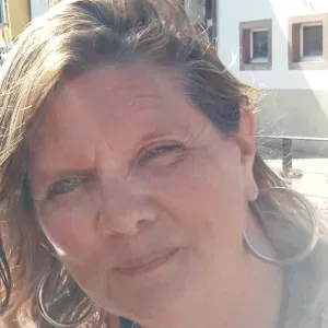 AIDE A DOMICILE POUR PERSONNE AGEE