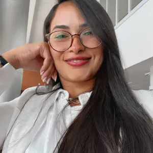 Cuido de pets. Sou responsável, comprometida e pontual.