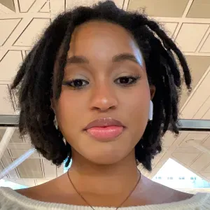 Tutor in need of a part time job 