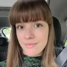 Pet-sitter polyvalente et amoureuse des chiens