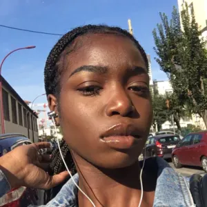 Baby-sitter pour le weekend