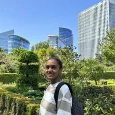 Recherche garde d'enfant contrat étudiant