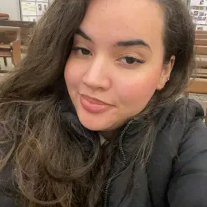 Baby-sitter / super grande sœur 