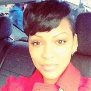 Recherche emploi Dame de Compagnie. Aide Soignante