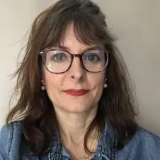 Maman 4 ans d'expérience pro dans la garde d'enfants