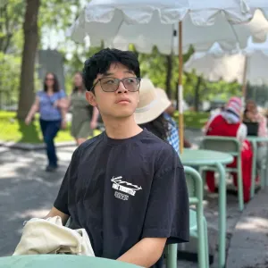 Baby-sitter patient et expérimenté